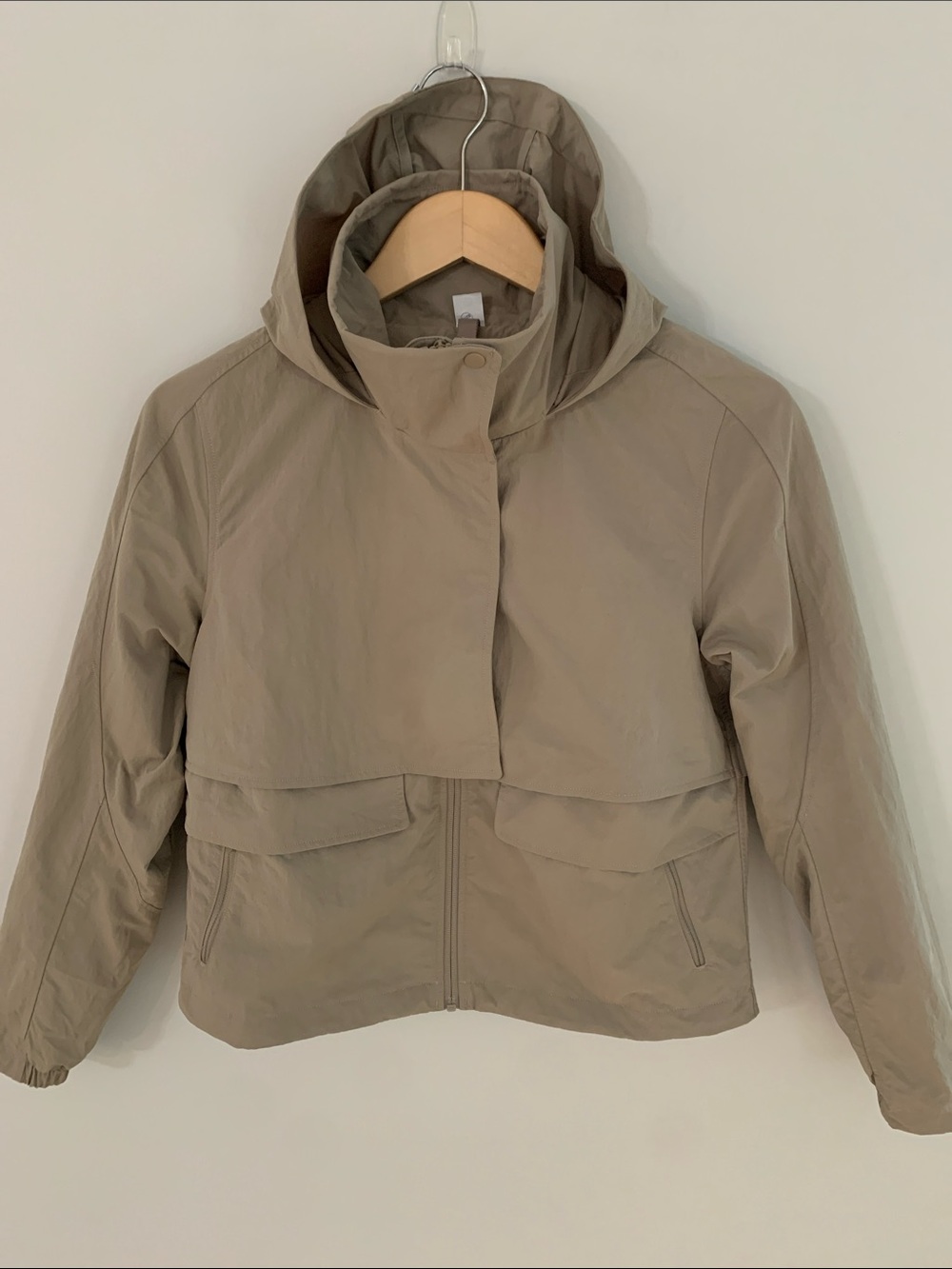 Lululemon Always Effortless Classic Fit Jacket Tan Size 4